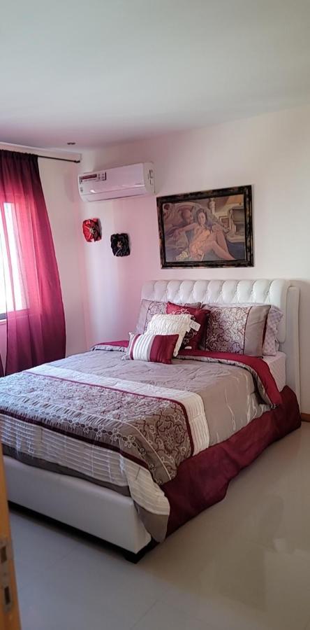 Your Home Away From Home ปรายา ภายนอก รูปภาพ
